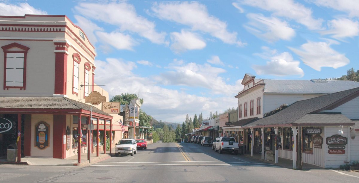Via Mariposa District, CA - Exploring Yosemite Mariposa's Small Town Charm: Gold, Ghosts and Vistas |  Disco
